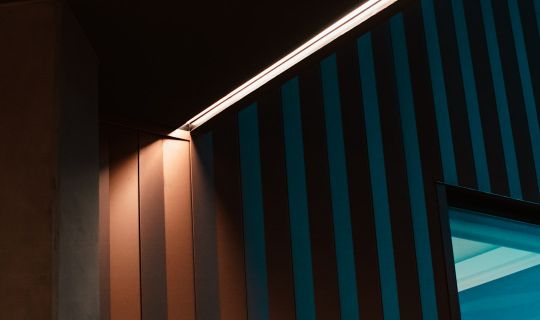 How to Choose solar projection lights vs traditional LED floodlights: Practical Guide and Common Questions